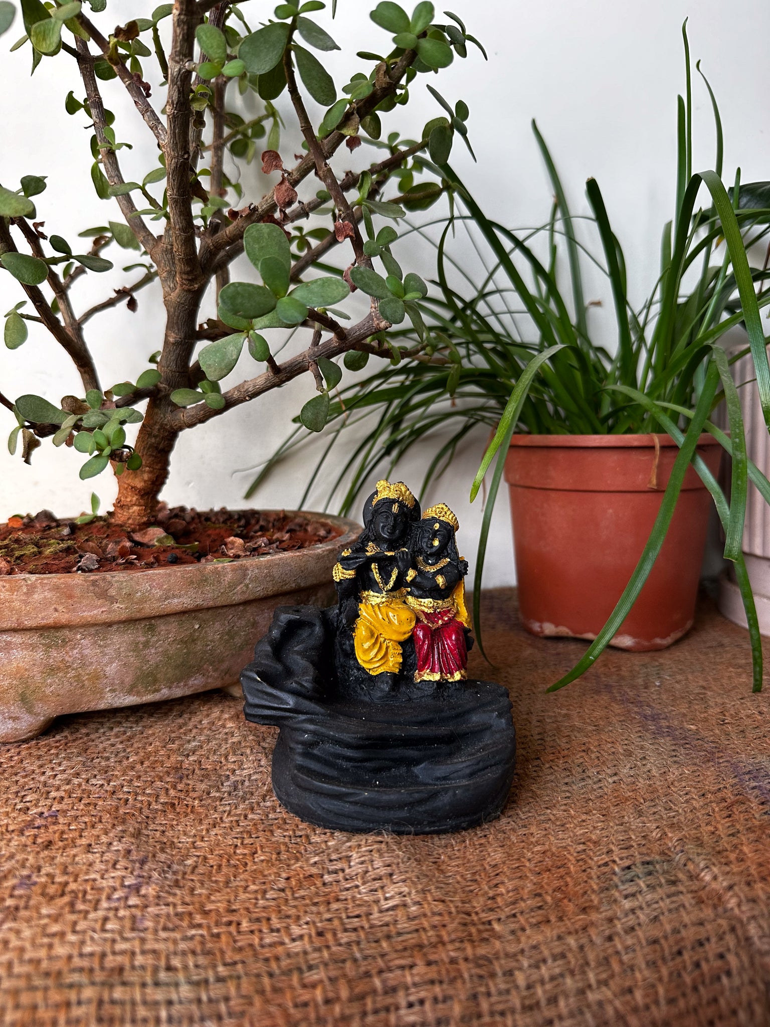 Back flow dhoop stand - Radha krishna coloured